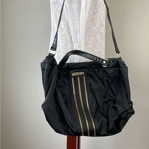 Pre-Loved Kenneth Cole Reaction Black and Gold Shoulder Bag